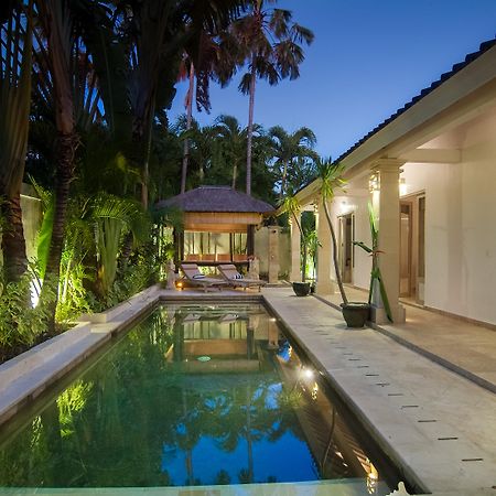 Bali Holiday Villas - La Playa Семиньяк Экстерьер фото
